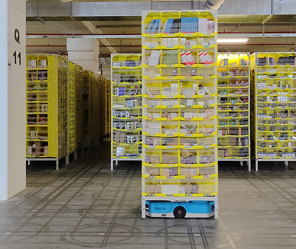 Visitare un magazzino di Amazon